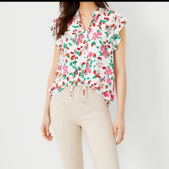Ann Taylor Tops - Ann Taylor Floral Ruffle Sleeve Flowy Blouse(XL)